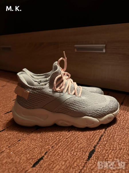 Дамски маратонки Мойски, снимка 1