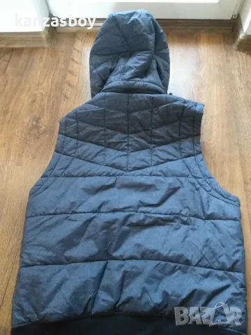 armani exchange - страхотен мъжки елек КАТО НОВ Л, снимка 10 - Други - 47884647