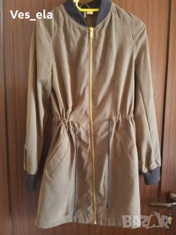 Тънко дълго яке