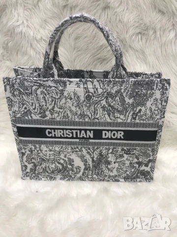 чанти christian dior , снимка 2 - Чанти - 51428655