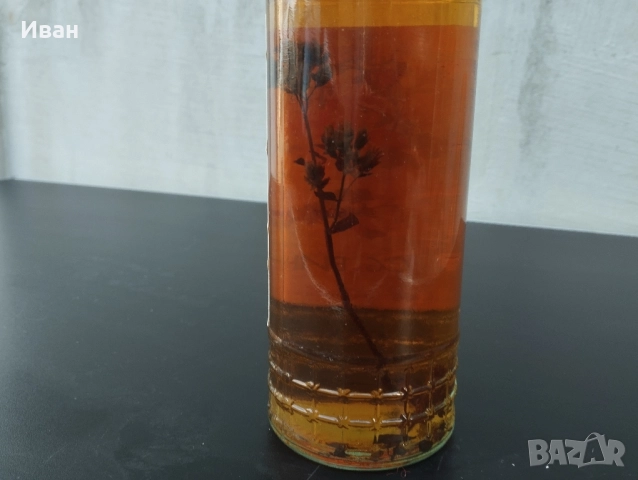 Соц Троянска билкова ракия 1977, снимка 9 - Антикварни и старинни предмети - 52558057