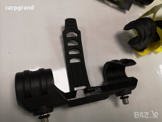 Държач за кеп Avid Carp Lok Down Landing Net Holder, снимка 5 - Въдици - 36329599