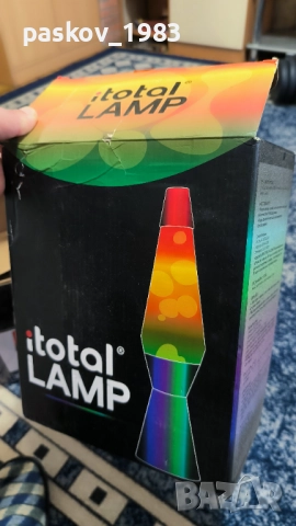 Лава лампа , снимка 2 - Настолни лампи - 52387444