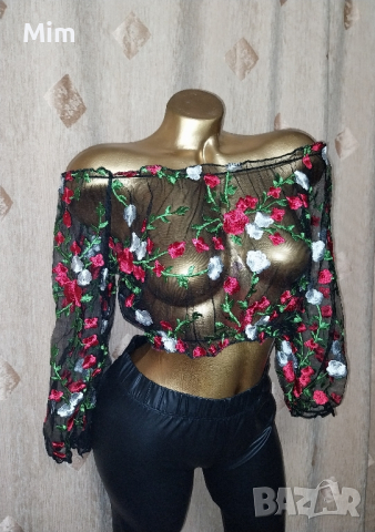 M Черен прозрачен топ с богата бродерия , снимка 1