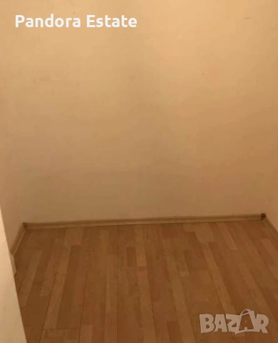 Продава тристаен апартамент в кв. Банишора, снимка 2 - Апартаменти - 53793768