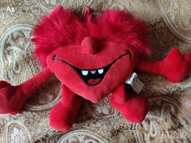 Продавам плюшен сувенир „сърце“, снимка 4 - Декорация за дома - 48452641