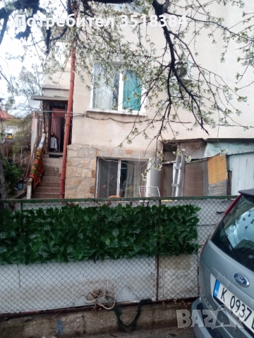 етаж от къща в център