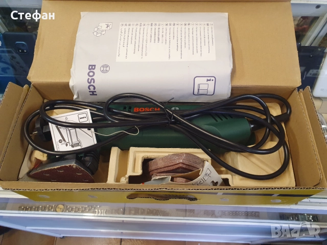 Вибрационен делташлайф BOSCH PDA 10-92 с кутия е резервни приставки. В отлично техническо и визуално, снимка 3 - Други инструменти - 51973123