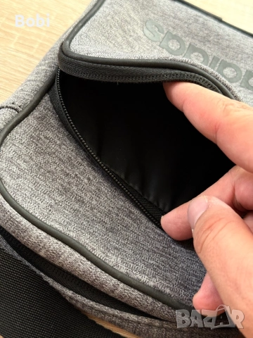 Adidas Originals чанта през рамо, снимка 6 - Чанти - 53679853