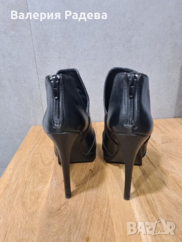 Боти Zara Trafaluc, снимка 5 - Дамски боти - 38774606