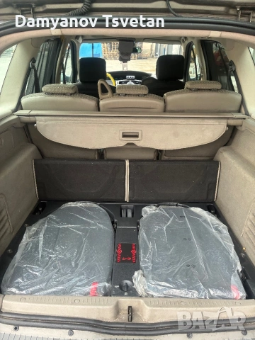 Renault Grand Scenic 1.9 dci, снимка 11 - Автомобили и джипове - 53446055