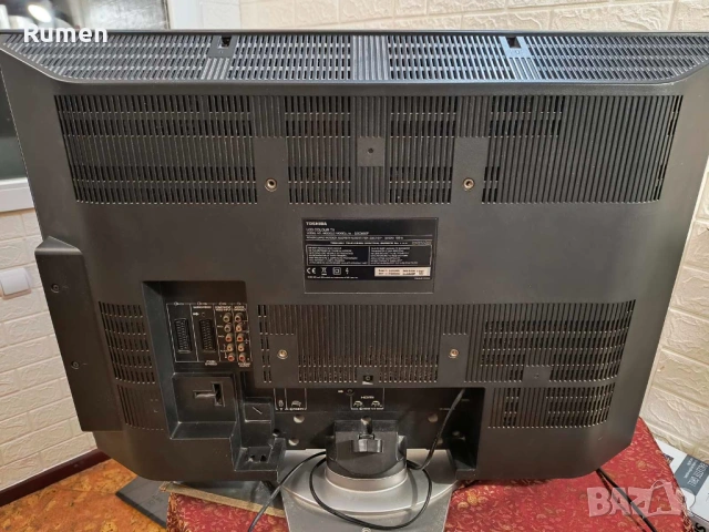Телевизор  32" Тошиба, снимка 5 - Телевизори - 53637948