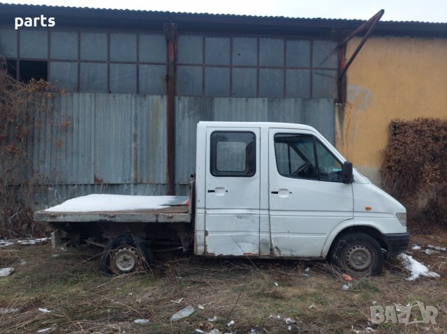 Мерцедес Спринтер 2.3D На Части N, снимка 2 - Части - 38350631