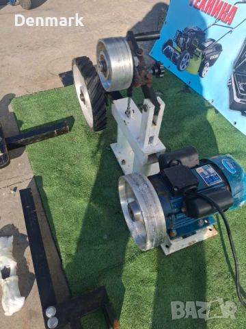 Лентова шлайфмашина= Монофазна , снимка 4 - Други инструменти - 53697469