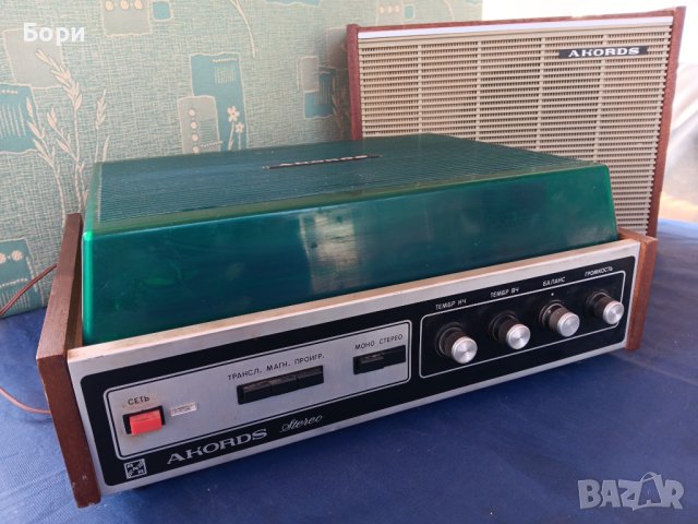 Грамофон Akords-stereo