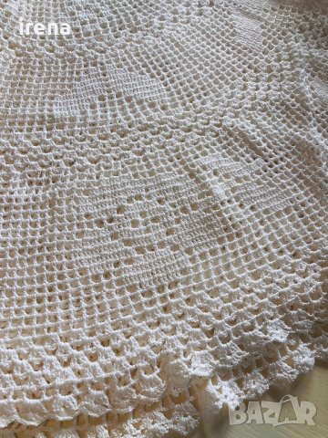 Покривка ръчна изработка, снимка 2 - Покривки за маси - 44392369