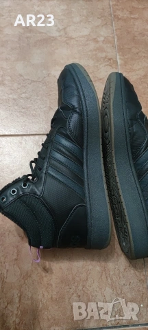 Adidas Hoops 2.0 Mid Winter 44⅔ (28.5 см) – Отлично състояние, снимка 5 - Маратонки - 53702176