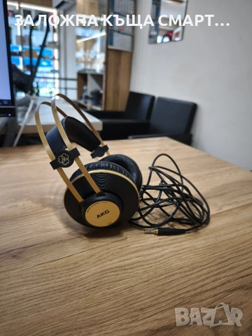слушалки с кабел 3,5мм жак AKG K92, снимка 2 - Слушалки и портативни колонки - 53646637