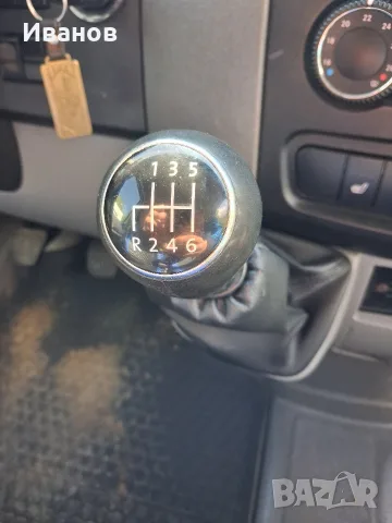 VW Crafter Хладилен, снимка 10 - Бусове и автобуси - 56112939