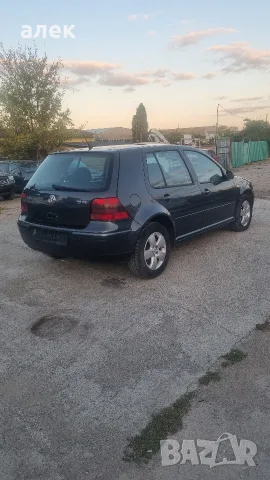 VW GOLF 1.6 FSI, снимка 17 - Автомобили и джипове - 56300034