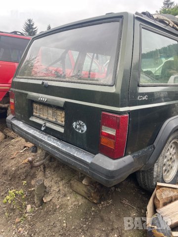Cherokee XJ 2.5vm за части, снимка 4 - Автомобили и джипове - 40754025