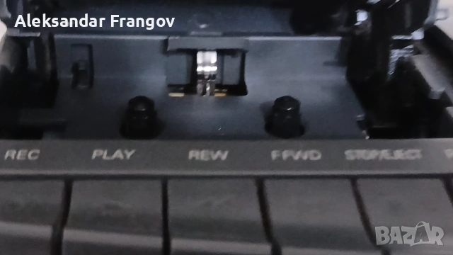 SANYO MCD - Z100F , снимка 9 - Радиокасетофони, транзистори - 53444806