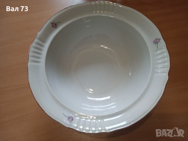Голяма порцеланова купа , снимка 2 - Прибори за хранене, готвене и сервиране - 51981653