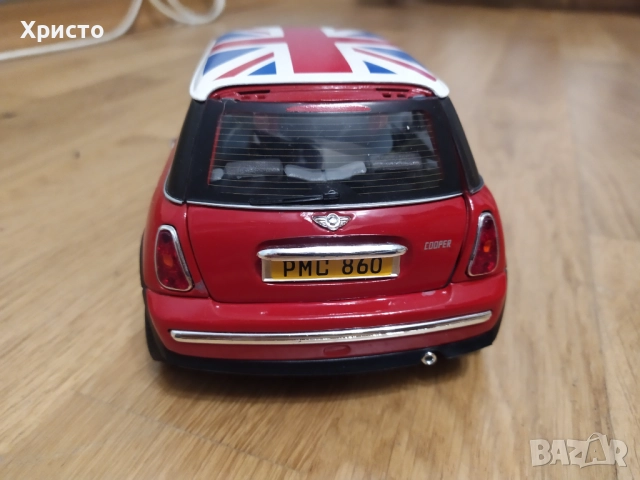 bburago, mini cooper, 1:18, снимка 2 - Колекции - 51807724