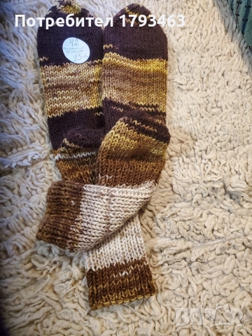 Ръчно плетени мъжки терлици размер 42, снимка 4 - Мъжки чорапи - 51152575