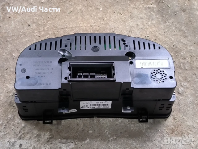 Километраж табло за Голф 5 Volkswagen Golf 5 1K0920851N / 1K0 920 851 N, снимка 2 - Части - 50464678