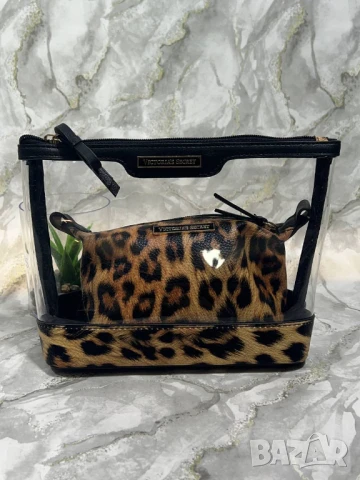 чанти за грим victoria's secret, снимка 4 - Чанти - 50760317