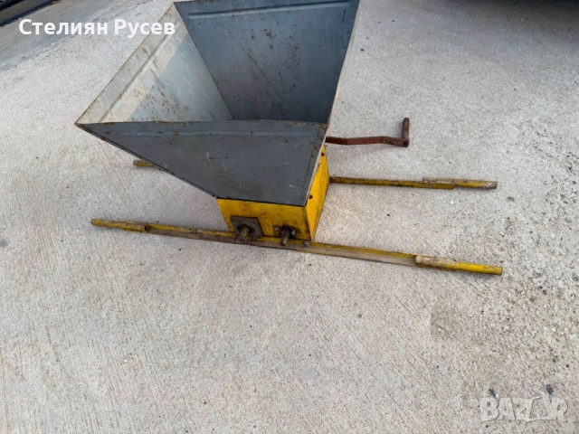 1609 гроздомелачка  цена 70 лв или  35,79евро 50/50 см отвор, много голяма и масивна, не се огъва , , снимка 3 - Други инструменти - 51728655