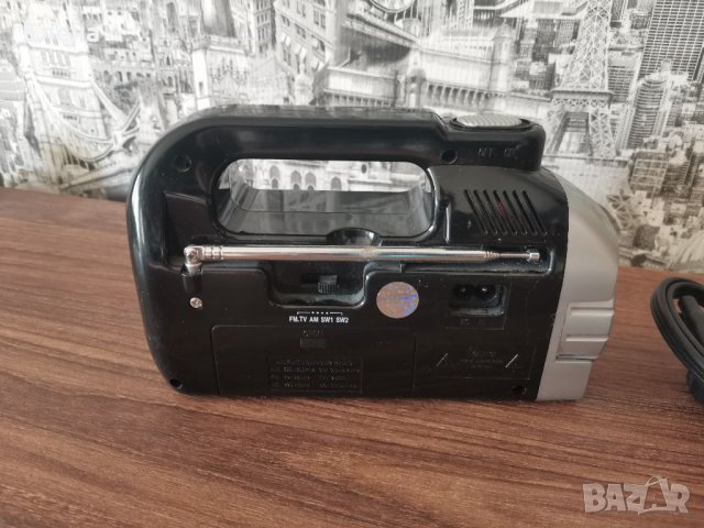 Радио транзистор , снимка 2 - Радиокасетофони, транзистори - 34843847