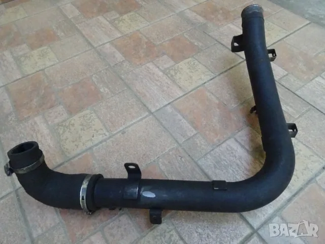 Тръба всмукателен тракт / въздуховод за интеркулера (Intercooler Intake Pipe Assembly) за Freelander, снимка 3 - Части - 55826882