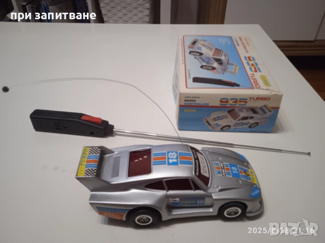 Стара играчка количка Porsche 935 turbo Radio- controlled, 1:20, работи,, снимка 5 - Колекции - 51527498