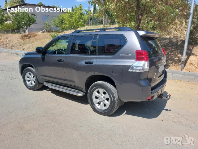 Toyota Land cruiser 150 60th Anniversary, снимка 10 - Автомобили и джипове - 50355686