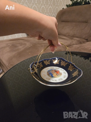 Фруктерия с метална дръжка от ОРИГИНАЛЕН ЧЕШКИ КОБАЛТ, снимка 3 - Прибори за хранене, готвене и сервиране - 52776912