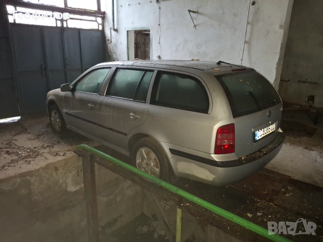 Щора багажник шкода октавия комби, снимка 2 - Аксесоари и консумативи - 53285784