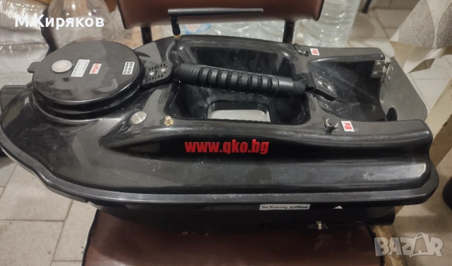 Радиоуправляема лодка за захранка + Сонар, снимка 11 - Стръв и захранки - 53498309