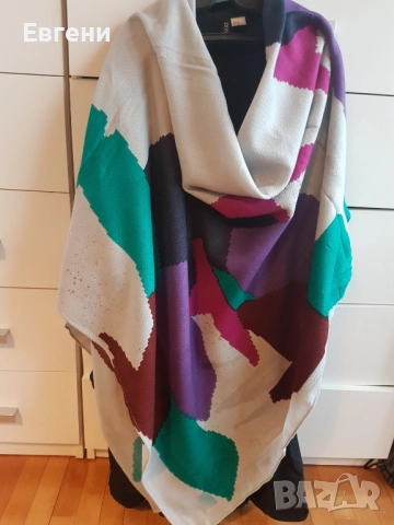 Дамски шал Pieces