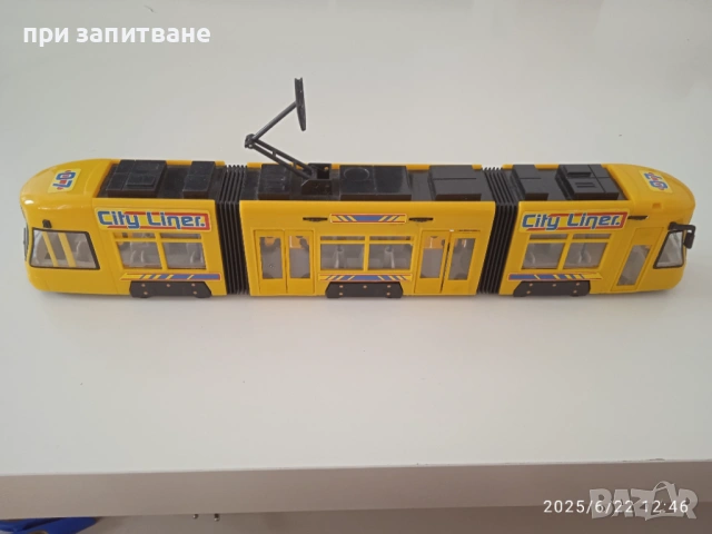 Голям камион цистерна 40 см. и голям трамвай 46 см., Dickie, снимка 16 - Коли, камиони, мотори, писти - 50756038