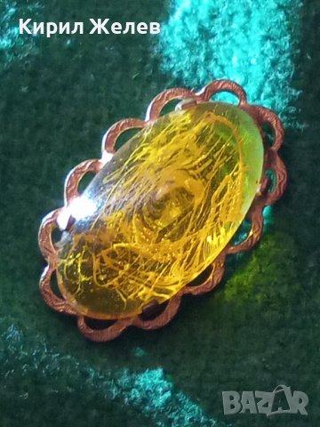 СТАРА ПОЗЛАТЕНА РЕТРО БРОШКА ТОПЕН КЕХЛИБАР / КАТАЛИН ЕСТЕСТВЕНА СМОЛА МАЙСТОРСКО ВИНТИДЖ БИЖУ 71381, снимка 2 - Антикварни и старинни предмети - 37395577