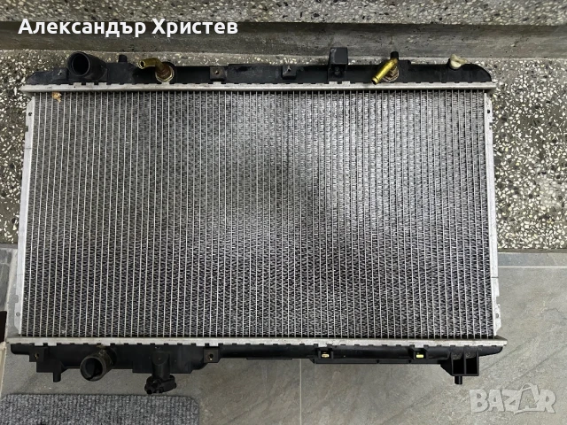 Воден радиатор за Honda CR-V I GEN бензин 147к.с