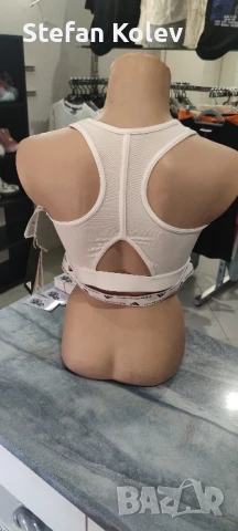 ADIDAS Бюстие Спортен сутиен, снимка 3 - Корсети, бюстиета, топове - 50811214