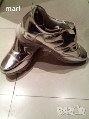 Сребристи  маратонки, снимка 1