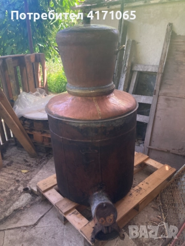 Продавам 330л. казан за ракия за професионална работа. 