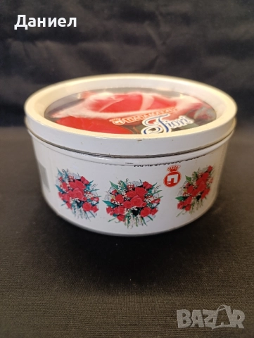 Стара голяма метална кутия , снимка 3 - Антикварни и старинни предмети - 51669080