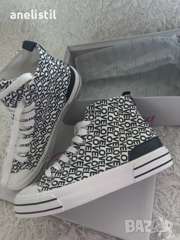 Нови кецове Graceland 