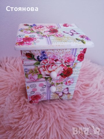 Мини секционно шкафче за бижута, снимка 4 - Други - 41566925