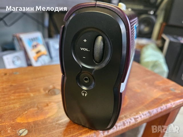 Радио Grundig Music 50 В отлично техническо и визуално състояние., снимка 8 - Радиокасетофони, транзистори - 47664122